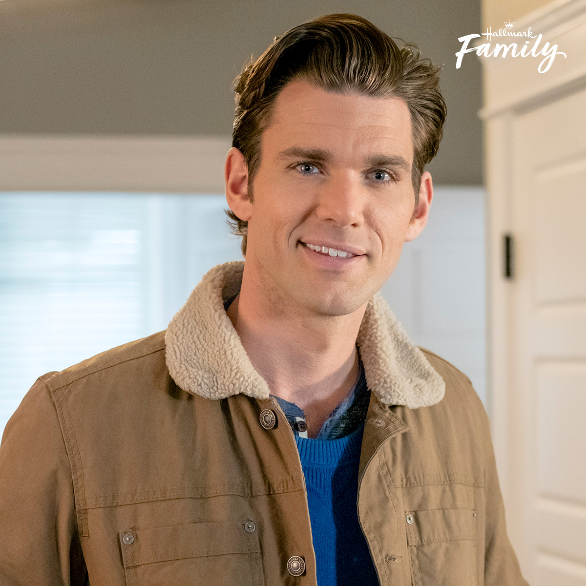 Hallmark_Family's tweet photo. #Hearties, make it a double date with @kevin_mcGarry! See him in #LoveAtFirstBark tonight at 7/6c and then watch him in #WhenCallsTheHeart on @HallmarkChannel at 9/8c! https://t.co/RQODZdrok2