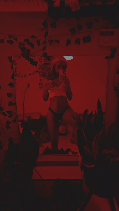 Goodnight findom  This goddess is logging off for the night, ready to ruin your wallets again tommorow<a href="/tag/ebonygoddess"class="tags"><span>#ebonygoddess</span></a><a href="/tag/paypig"class="tags"><span>#paypig</span></a><a href="/tag/humanatm"class="tags"><span>#humanatm</span></a><a href="/tag/finsub"class="tags"><span>#finsub</span></a><a href="/tag/findomnl"class="tags"><span>#findomnl</span></a>