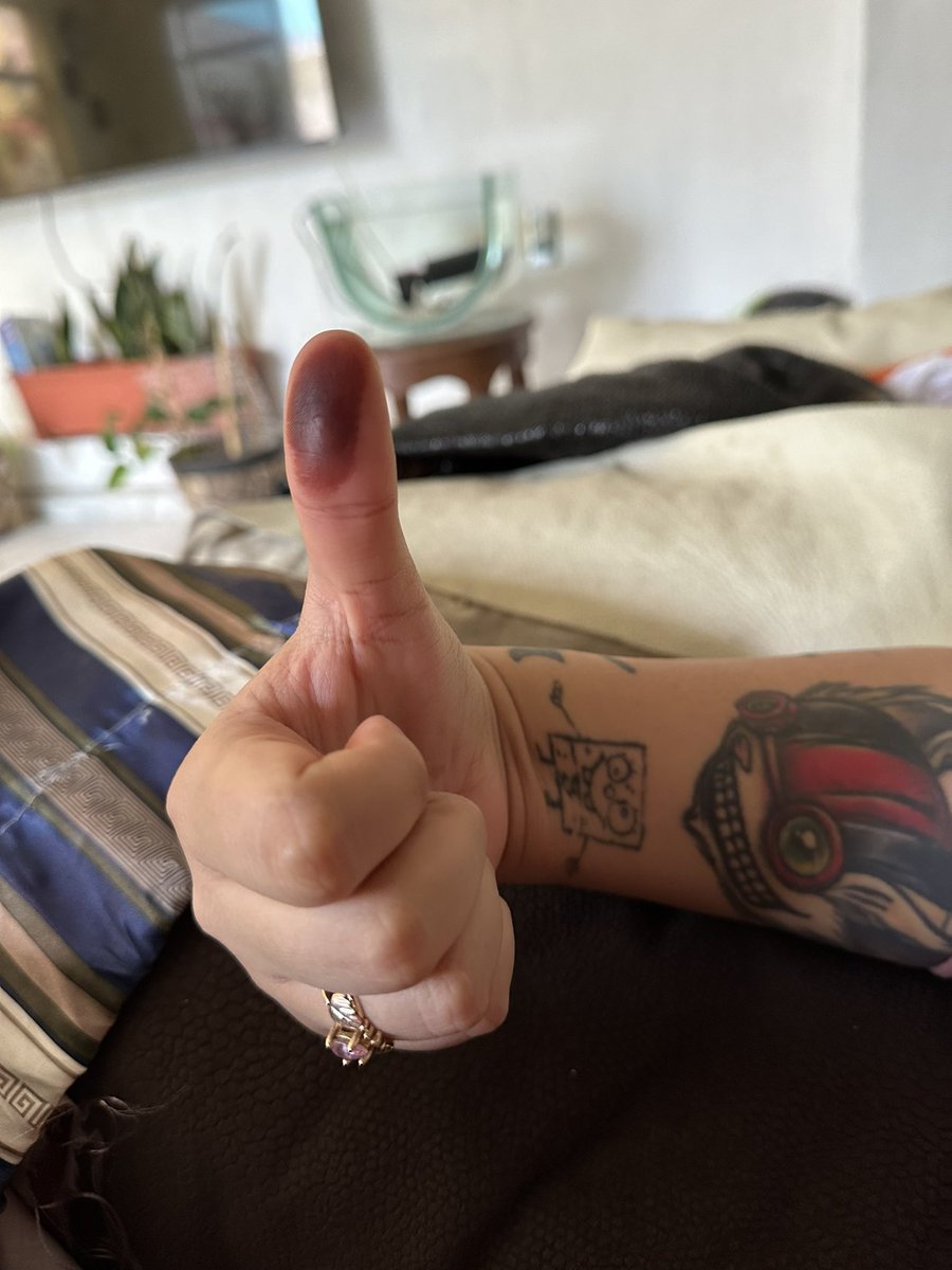 pony0n's tweet photo. Ya ejercí mi derecho al voto 🫡❤️👍🇲🇽 https://t.co/1lM36ddjtb