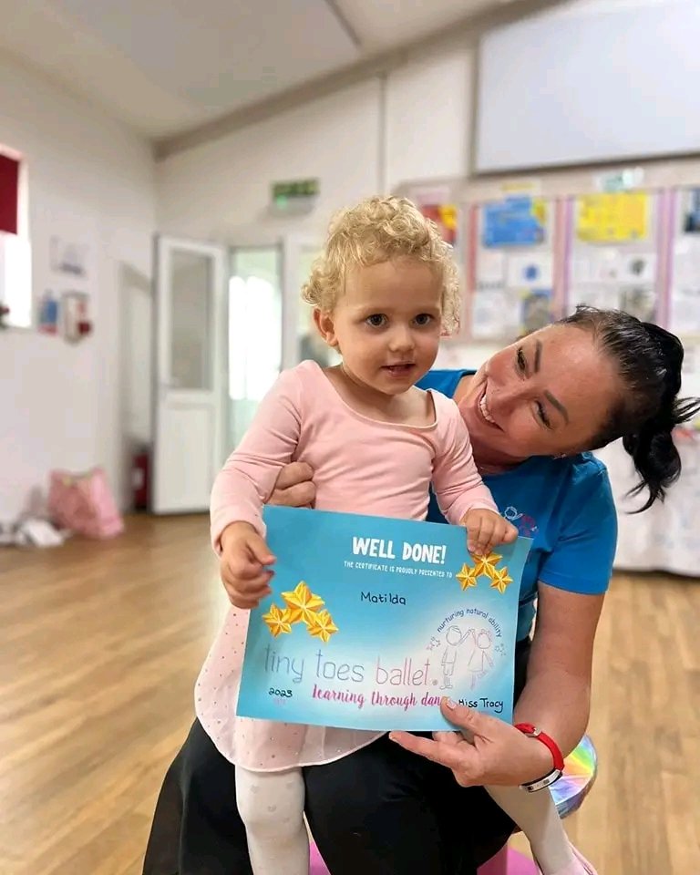 Hen_s12's tweet photo. 🩰❣️Children's Ballet Classes❣️🩰 
🌠 Award-Winning classes
🌠 The only dance  programme fully integrated with the Early Years Foundation Stages
🌠 Boosts confidence, concentration and social skills
🌠 Fun, friendly &amp; relaxed environment 
❣️Give your child the gift of dance❣️ https://t.co/038i7807W4