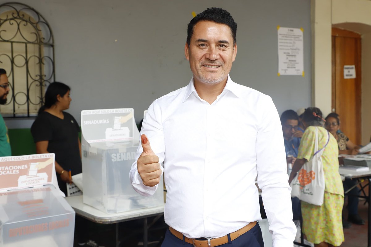 Hoy Miahuatlán decide su futuro. TODOS A VOTAR. 🗳️ 

La fiesta de la democracia, ¡Ya inicio!