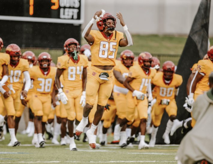 After A Great Day Competing in Camp Today at @MemphisFB  And A Great Conversation With Coach @carterlj1_dc  Im Blessed To Receive A Offer From @SkegeeFootball #AGTG  #HBCU #Tuskegee 
@coachthomp9 
@scoop1914 
@pths_football 
@KYEXPOSURE 
@WKYhsFootball 
@Rivals 
@MaxPreps