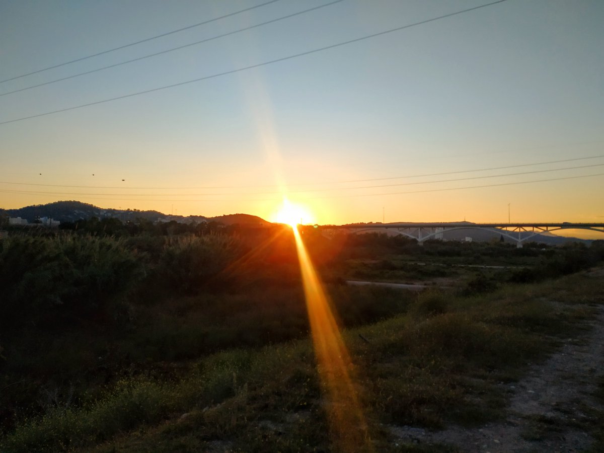 Un altre dia q s'acava a la vora del Riu #Llobregat.

🌿🌞🚲

#ViaBlavaLlobregat #ParcAgrari #BaixLlobregat #DonesAMBbici #bicibcn