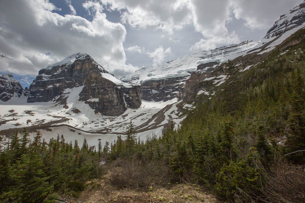 JAshleyNixon's tweet photo. Victoria Glacier
Banff National Park, Alberta, Canada (2018)
#AlphabetChallenge #WeekV https://t.co/FruRjPAIUD