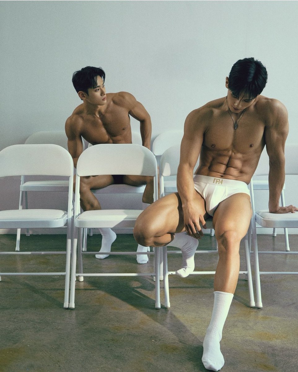 ·
2024 MY HOMESICK 
IG：myhomesick 

MODEL 👤dooice 👤maengguu__ 👤jigu0429

📷PHOTO BY 서윤우 

IG：seoyoonwoo

.