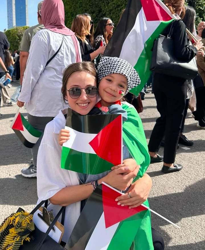 I SUPPORT HUMANITY. 
DO YOU?