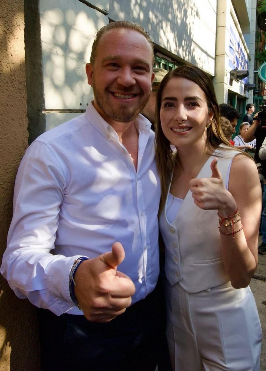 MiguelV52276842's tweet image. Aquí los ganadores #JefeTaboada
#ElCambioViene
La fórmula para rescatar a nuestro país  y recuperar la paz y librarnos de la corrupción de @PartidoMorenaMx 
@STaboadaMx @Xochitl2024