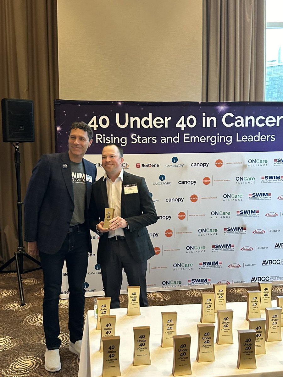 JBergRx's tweet image. Thankful and appreciative of the recognition at the 2024 ASCO Conference. Extra thankful for my supportive wife and family, to @MMably for the nomination and mentorship, and for the opportunity to collaborate with a wonderful team @UWCarbone and @UWMadPharmacy