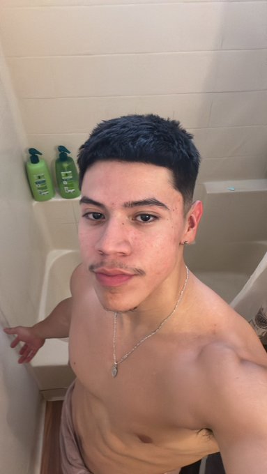 Watch 💌's leaked NSFW photo on TwXstars