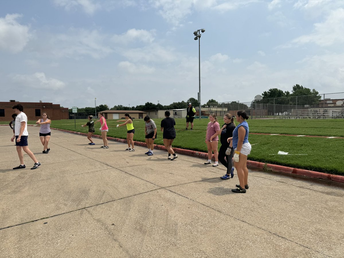 The Throwing Factory (@throwing_the) on Twitter photo Hammer Camp w/ 4x Olympian Jenna Dahlgren <a href="/nationalthrows/">National Throws</a> <a href="/HammermanUsa/">Hammerman USA</a> @HammerThrows <a href="/TTFCA/">TTFCA</a> Hammer Camp w/ 4x Olympian Jenna Dahlgren <a href="/nationalthrows/">National Throws</a> <a href="/HammermanUsa/">Hammerman USA</a> @HammerThrows <a href="/TTFCA/">TTFCA</a>