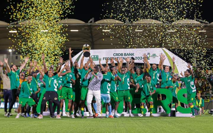 Félicitations à Young Africans SC🇹🇿, Vainqueur de la CRDB Bank Federation Cup, la Coupe de #Tanzanie, 3 fois d'affilée. C'est la 7e de son histoire.
Ils ont battu leur dauphin en championnat, Azam FC🇹🇿 aux tirs au but. (0-0 TAB 5-6)

#crdbbankfederationcup #YoungAfricans  #Yanga