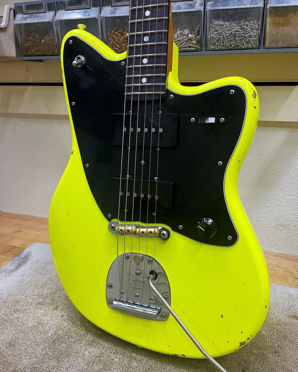 Here's one we don't see too often! Take a look at this custom Neon Yellow Toronado — by Levi Perry — featuring Jazzmaster pickups, a panorama tremolo, J-bridge and 3 position tone switch.