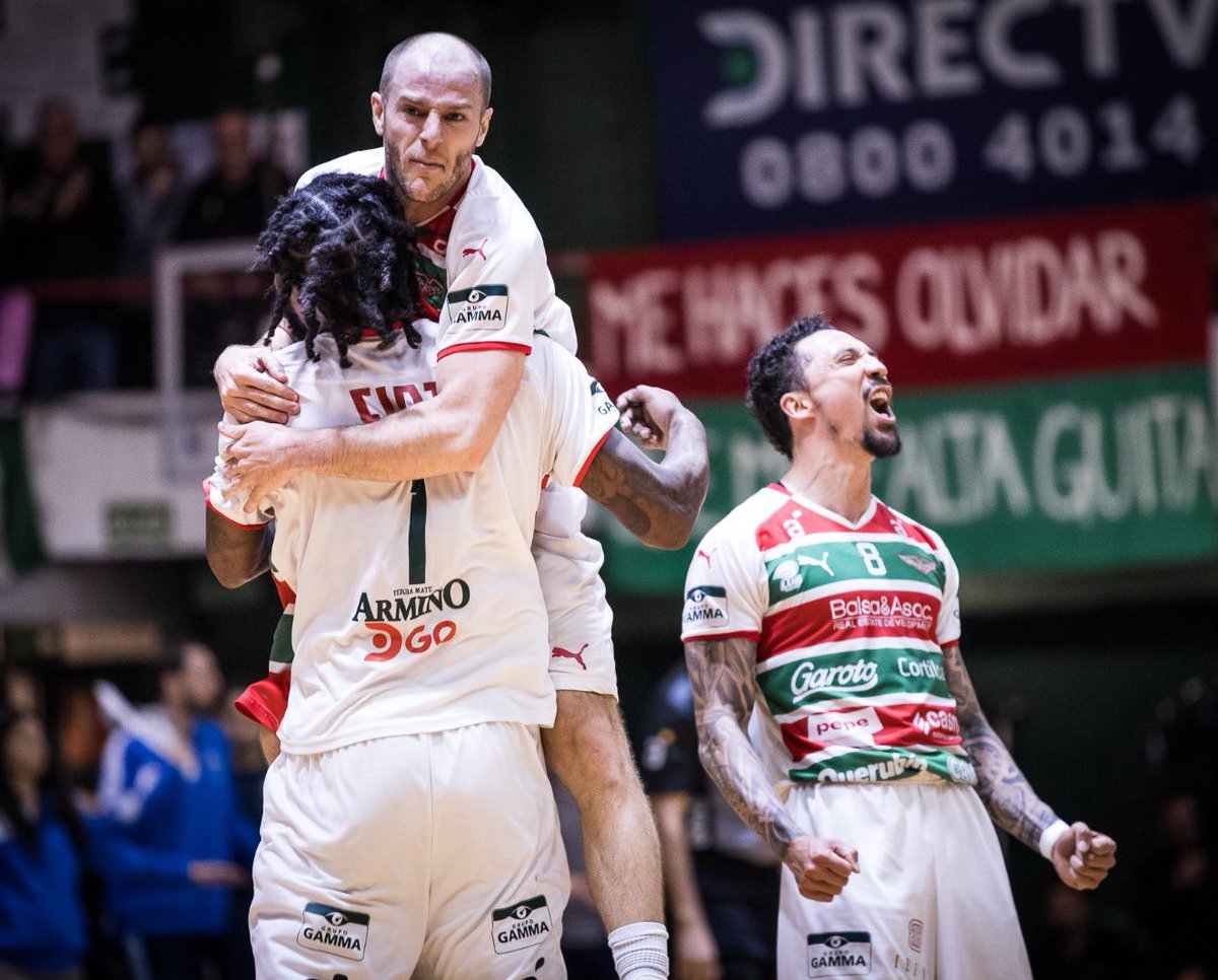 BravaMuchachada's tweet photo. PARA SER CAMPEÓN HOY HAY QUE GANAR!!!

DEJEN LA VIDA, ES HOY!!!! https://t.co/v2Y6ea7DDZ