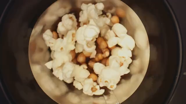 Cornhubcro's tweet photo. Are you ready to get your POP Corned?
Let's make memes great again on Cronos...
Support OG projects #pussh #ryoshi #CAW #Meryfam #Chucky
#crofam or #cornfam? https://t.co/zT9ItjfZpJ