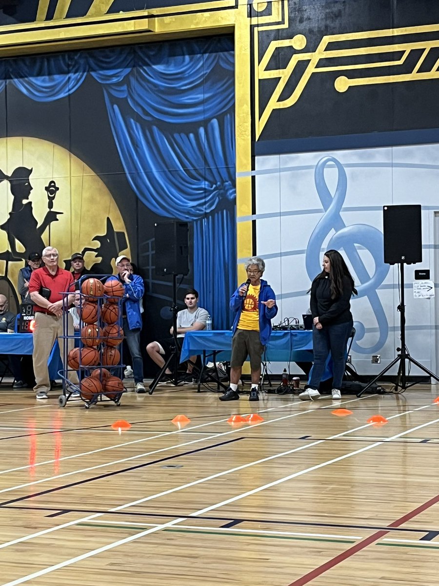 Great afternoon of hoops at the Langley Hoop-A-Thon partnering with <a href="/Rotary/">Rotary International</a> <a href="/vancitybandits/">Vancouver Bandits</a> <a href="/TWUSpartans/">TWU Spartans</a> and many other local groups supporting youth initiatives &amp; elementary schools. Our WBB athletes did a great job rebounding and cheering on the other teams!