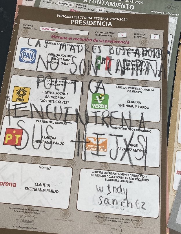 las madres buscadoras no son y nunca serán campaña política
 #VotaXUnDesaparecidx
#TebuscamosWendy