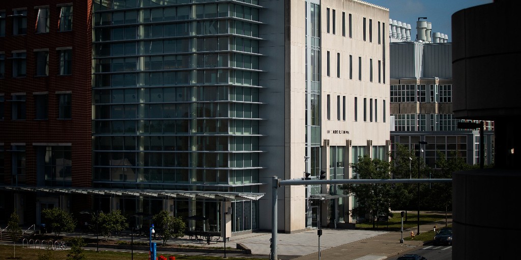 Got summer plans? How about a UKCOP visit?! 🌞😎 Tour the nation's largest #pharmacy education bldg and learn about our #PharmD program.

Tours most Mondays &amp; Fridays at noon.
JUNE: 3, 7, 14, 17, 21, 24, 28
JULY: 1, 5, 8, 12, 15, 19, 22, 26, 29

Register: bit.ly/3XoSGm7