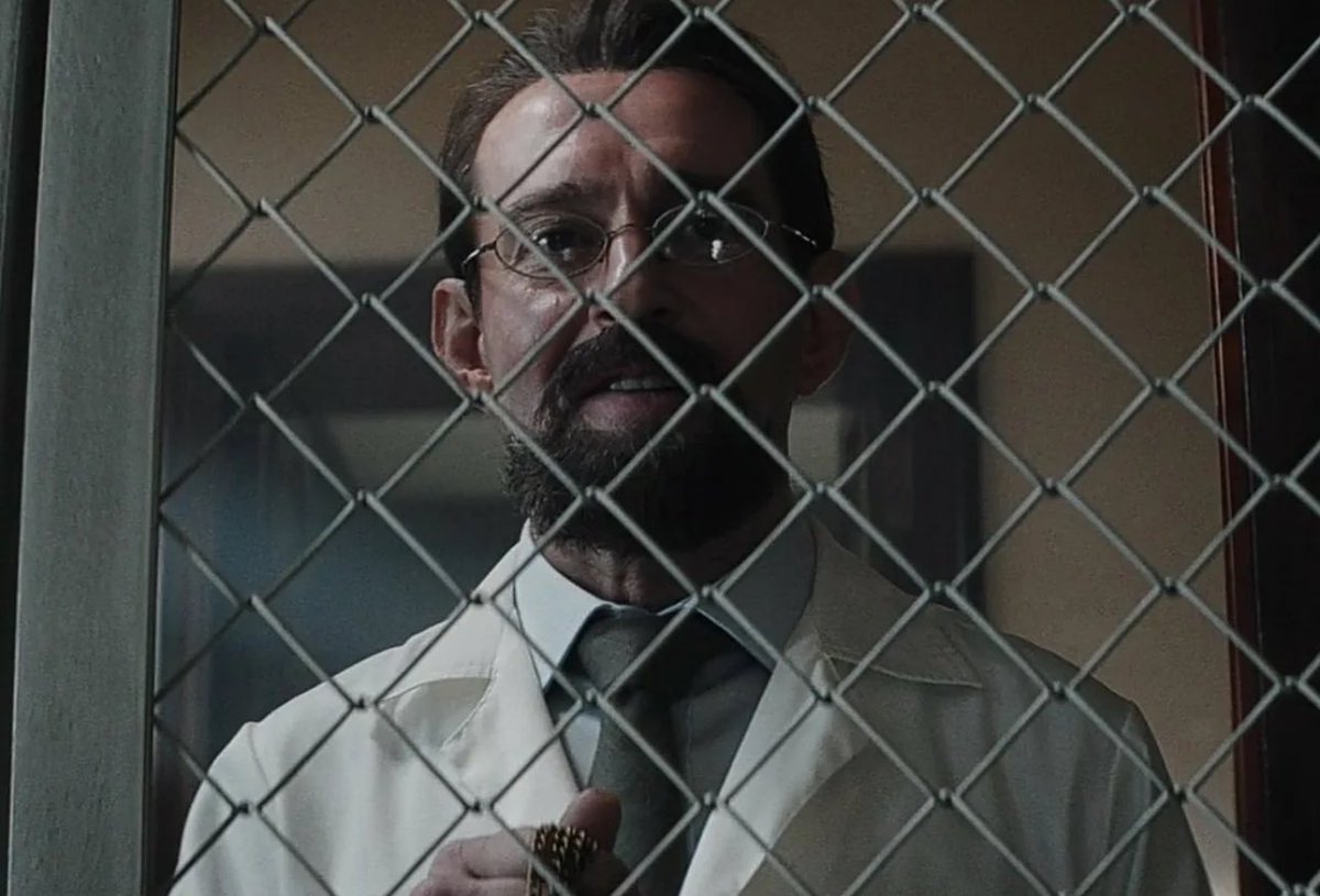 — что нужно, чтобы вы меня вылечили?

— Рублей так миллиона полтора.

— Доктор! Вы что-то путаете. Я психопат, а не дебил.

| #мги #майоргромигра |