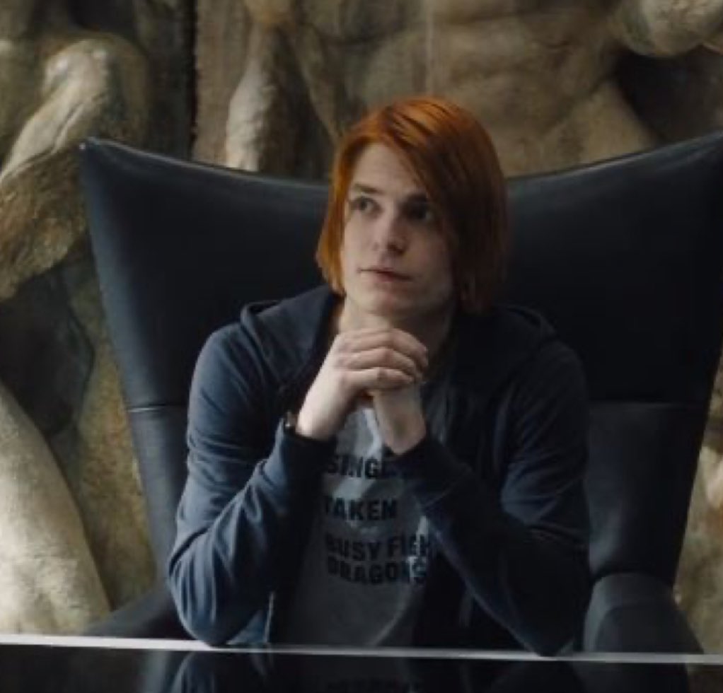 — мне что, раздвоиться?!?!

— лучше не надо 

| #мги #майоргромигра |