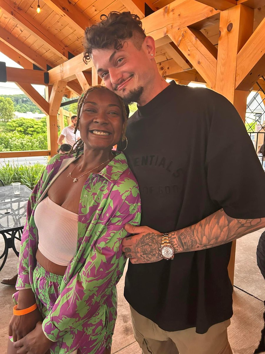 MadUAint_TAY's tweet image. Last night was a time 😁#10yearClassReunion #ClassOf2014