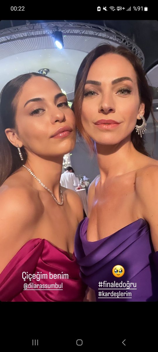 dilarasetkinlik's tweet image. Aslı Mavitan'ın ınstagram hikayesinin paylaşımından.

@Dilarassumbul • #Dsfc • #DilaraSümbül