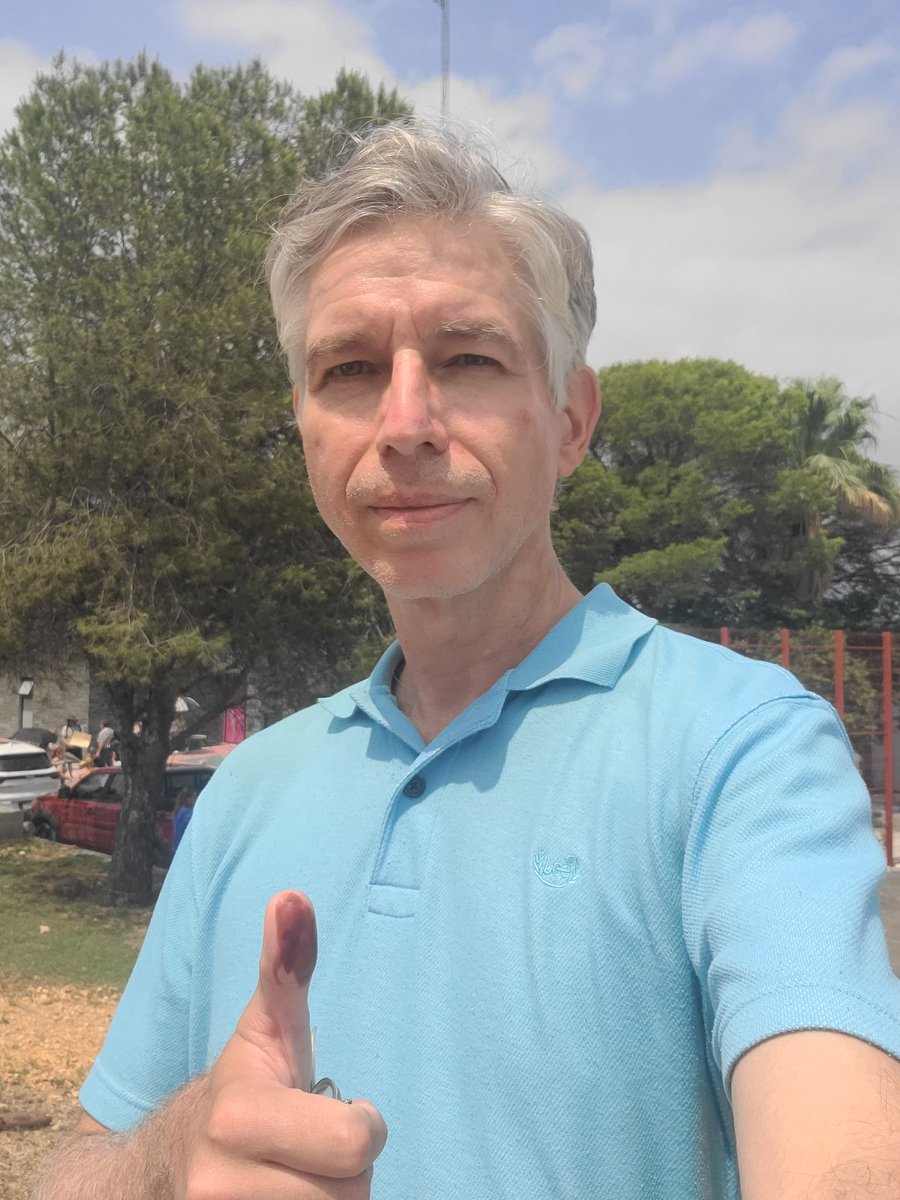 rodphd's tweet image. Esta mañana fui a votar en las #EleccionesMéxico2024 que se llevan a cabo el día de hoy en nuestro país. Acudí a la casilla ubicada en la Delegación Municipal Contry en Guadalupe Nuevo León México Monterrey Mty MX . Voten ya antes de que sea demasiado tarde #YaVoté #VotaPorMéxico