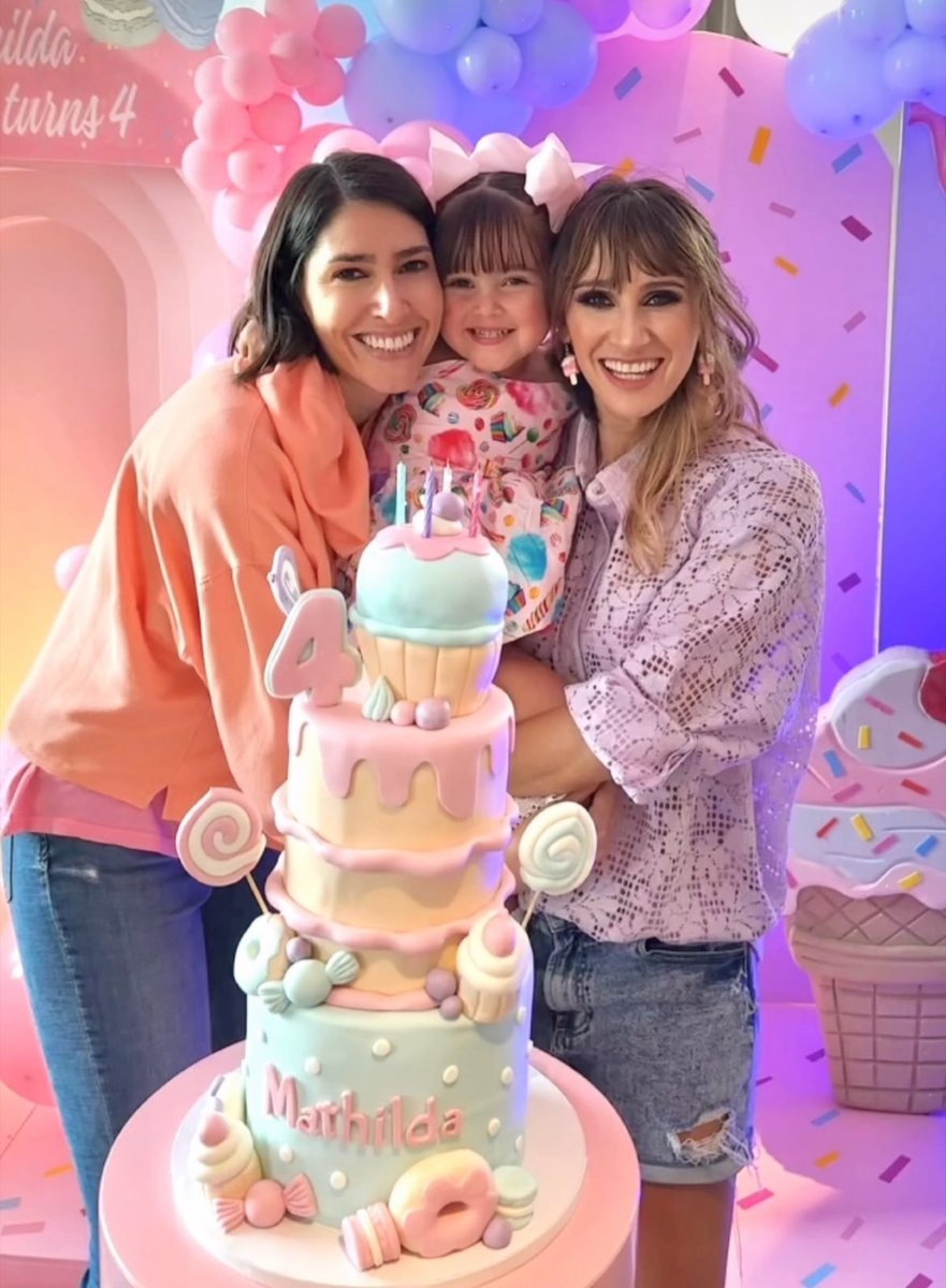 Muero de ternura, Dios