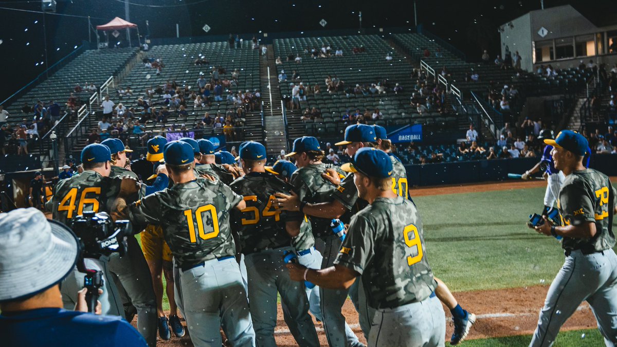 WVUBaseball's tweet photo. Making history!!

#HailWV https://t.co/n6i9Y8wTU4