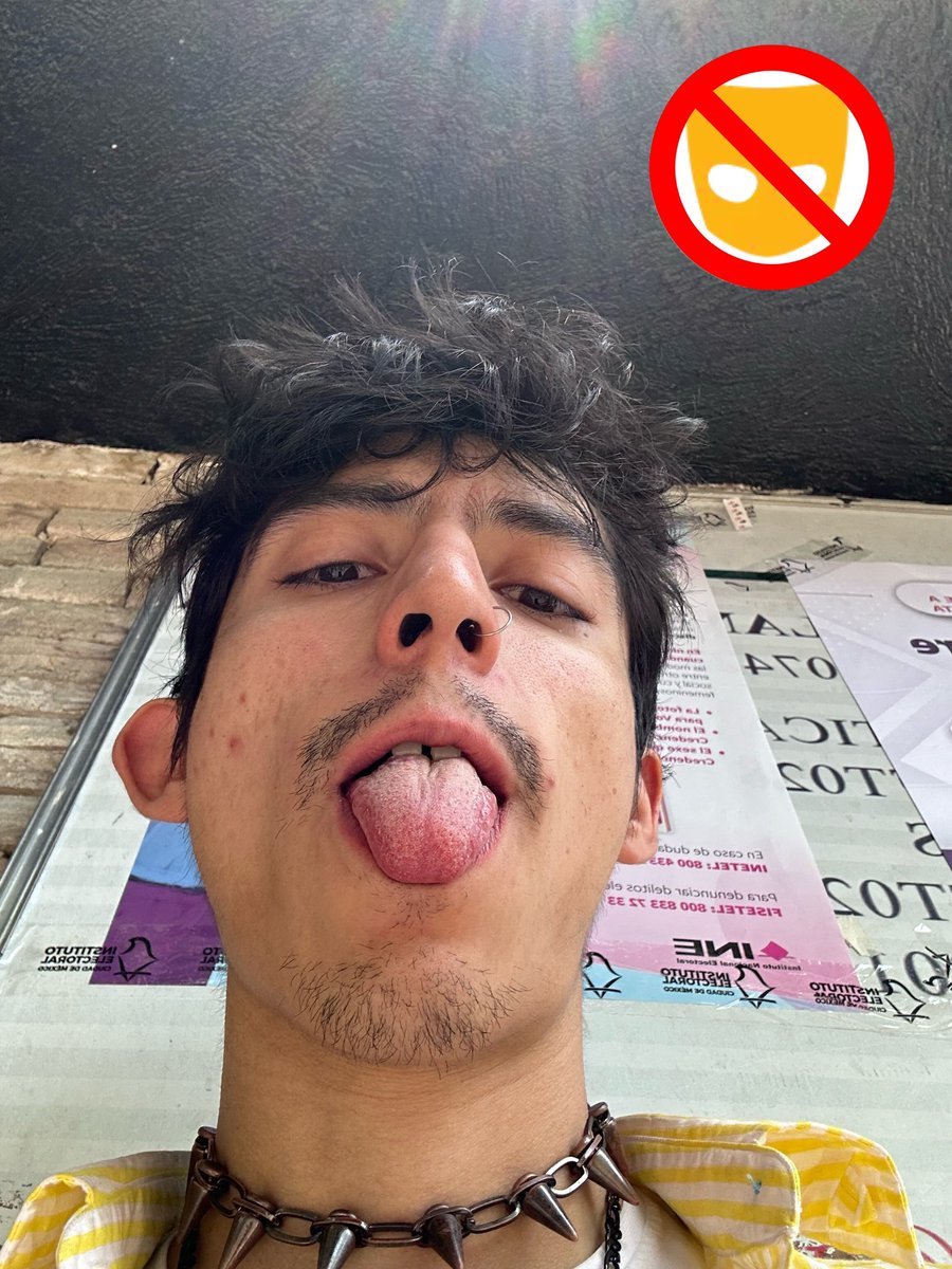 Amigos actualmente no tengo Grindr, ni ando vendiendo nada por Telegram. 
Solo tengo Hornet y no vendo fotos ni videos, solo tengo onlyfans, hay mucho perfil fake, recuerden siempre la seguridad básica y cualquier cosa solo por X, IG, Whats o Hornet