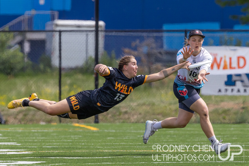 UltiPhotos's tweet photo. Sunday Highlights from WUL Championship Weekend are UP at https://t.co/AhQmyqVvwI 🌟🏆🏔 Congratulations to @colo_alpenglow for taking home the 2024 title! Photos by Rodney Chen 📸
@WULeague @UTWildUltimate @SD_SuperBloom @BayAreaFalcons https://t.co/NjMz99xnTr
