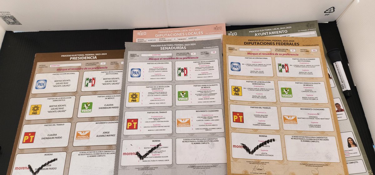 bosstonsete's tweet photo. @LOVREGA Es la verdad resonando en vuestra cabeza... 
No necesita gustarte. Si no aclimatarte o aclimatarte.
Y aceptar que no ganó quien tu querías.

Ahora que lo pienso, el Tono Fingido de gangas de la Foxitil pues pues como te digo... no era canto de adas. https://t.co/tDF1meHoiB