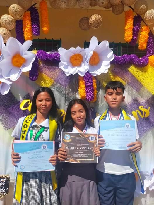 Congrats friends 🧑‍🎓🏅👩‍🎓