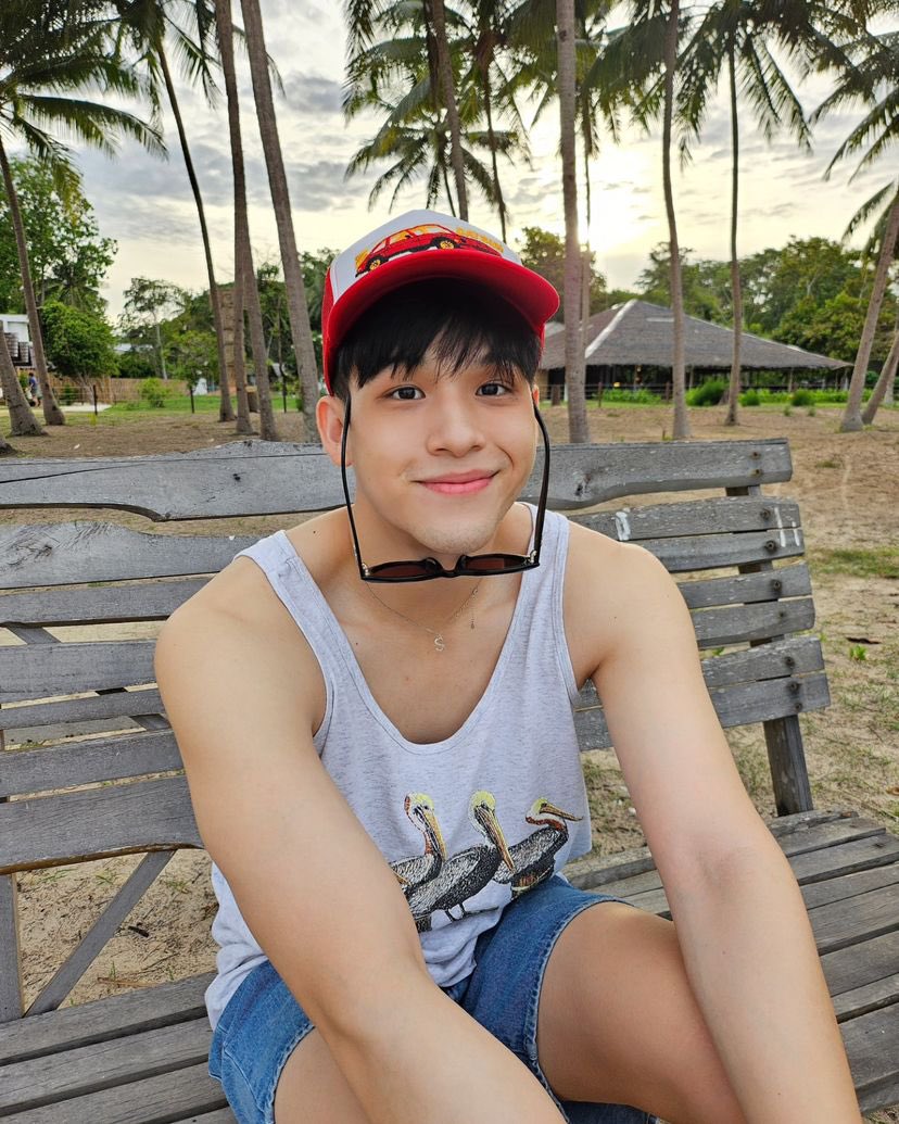 sky_everyday25's tweet photo. สวัสดีตอนเที่ยงค้าบบ ตะหนูวงศ์รวีเที่ยวให้สนุกนะคับ🫶🏻💗

#skywongravee #ก้อนเมฆของสกาย 
#mycloudy https://t.co/EPgg81LEDE