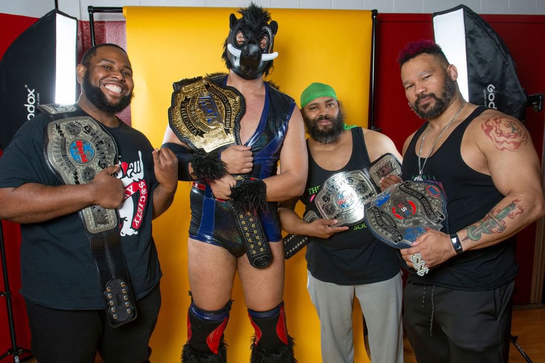 Pig Daddy Cool tweet media