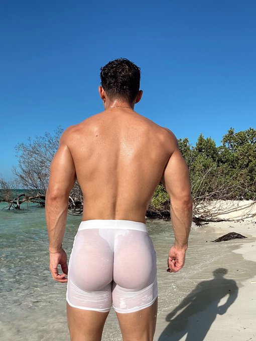 Where can I sit ?  https://t.co/uiUqR0GX3a https://t.co/oRxFm7lW7z