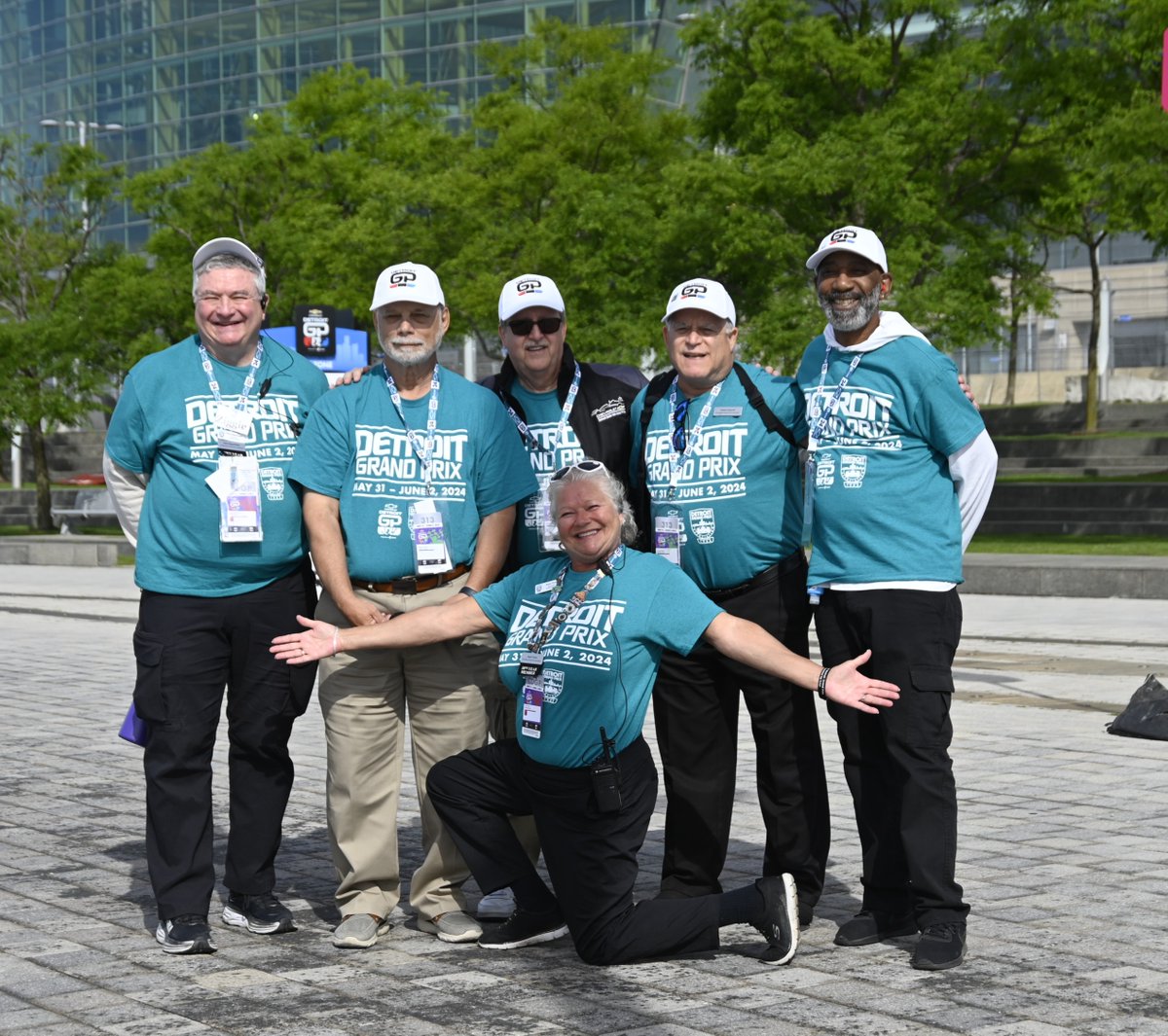LearCorporation's tweet photo. Big applause goes to all the amazing 1,500+ volunteers at the @DetroitGP!👏🏁 Your dedication and hard work are the engines powering this event. A huge thank you from #TeamLear for revving up the success year after year. 🙌 #LearRevsUp #DetroitGP #WeDriveDetroit https://t.co/3Y9O74OshW