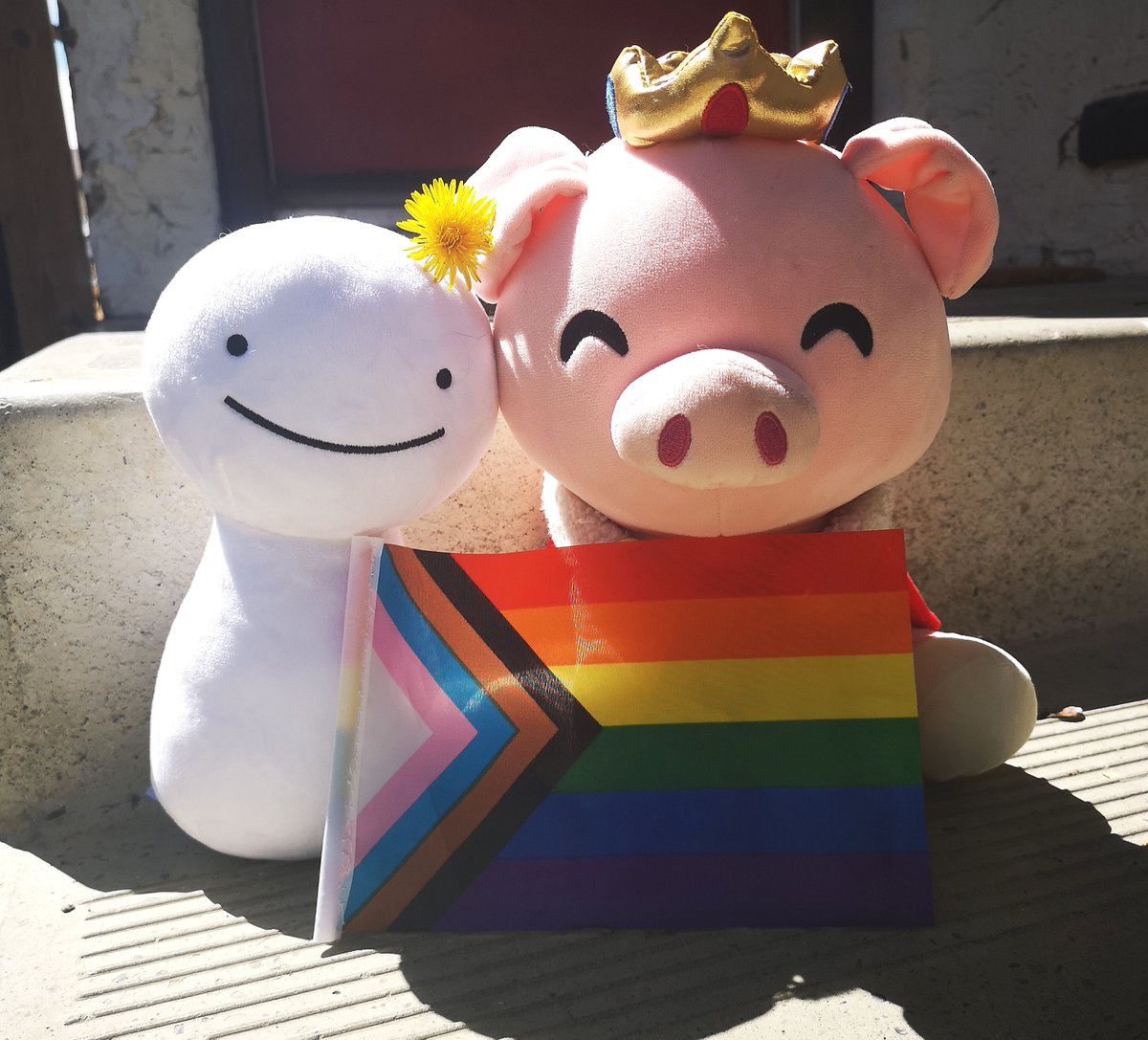 LoyalRivals's tweet photo. happy pride from rivals duo! <3 <3 <3 https://t.co/1O6JenejEn
