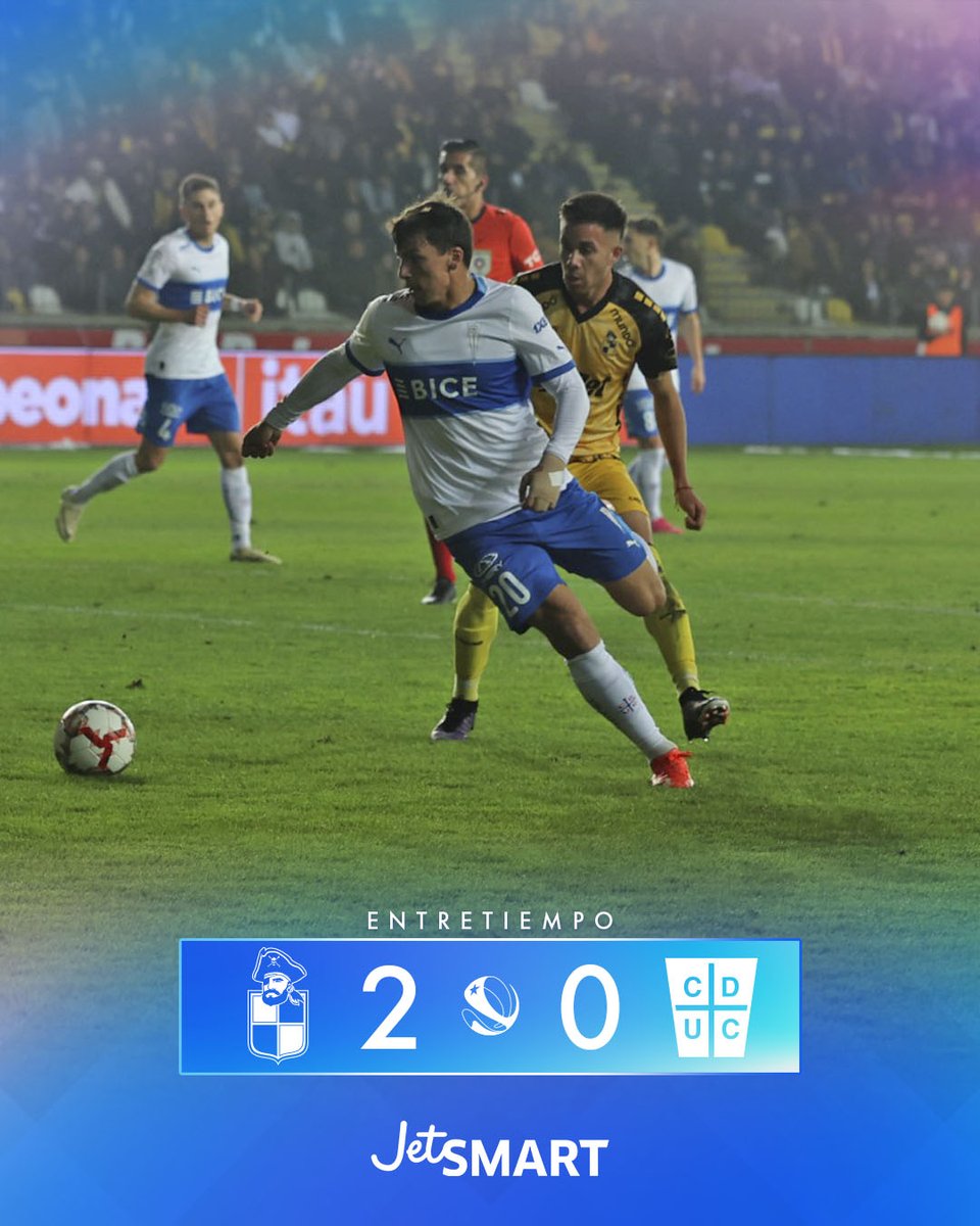 Cruzados's tweet photo. Final del primer tiempo ⏱️

#LosCruzados caen ante Coquimbo tras estos primeros 45' de juego, ¡pero queda partido para seguir luchando! ⚪🔵

#EntretiempoJetSmart 🛩️ https://t.co/fZNy7AFWle