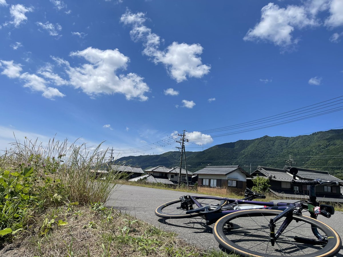 おはようございます☀
今日は有休トレーニングです🏋️‍♀️
富士ヒル参加の皆様、お疲れさまでした〜。
みなさん色々な楽しみ方があるんだなってポストを見ながら感じました♬

自分は今年はややゆる勢なので、これはこれでしっかり楽しもうと思います😆