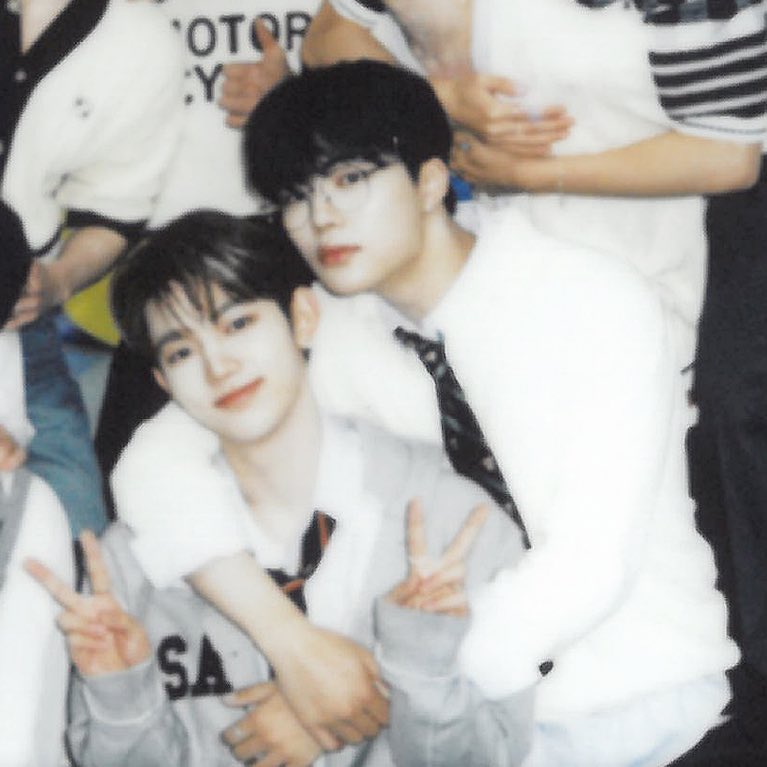 05x00_'s tweet photo. 욱짱 이거 머야.. 야들 와이라지...🫣🫣🫣 https://t.co/niQHj5ZoYe