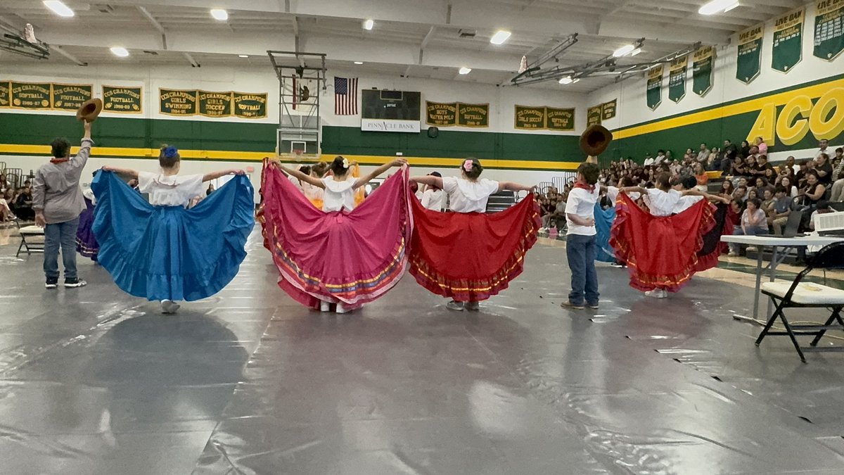 Powerful Multilingual Celebration honoring our students who have reached fluent English proficiency! 🎉