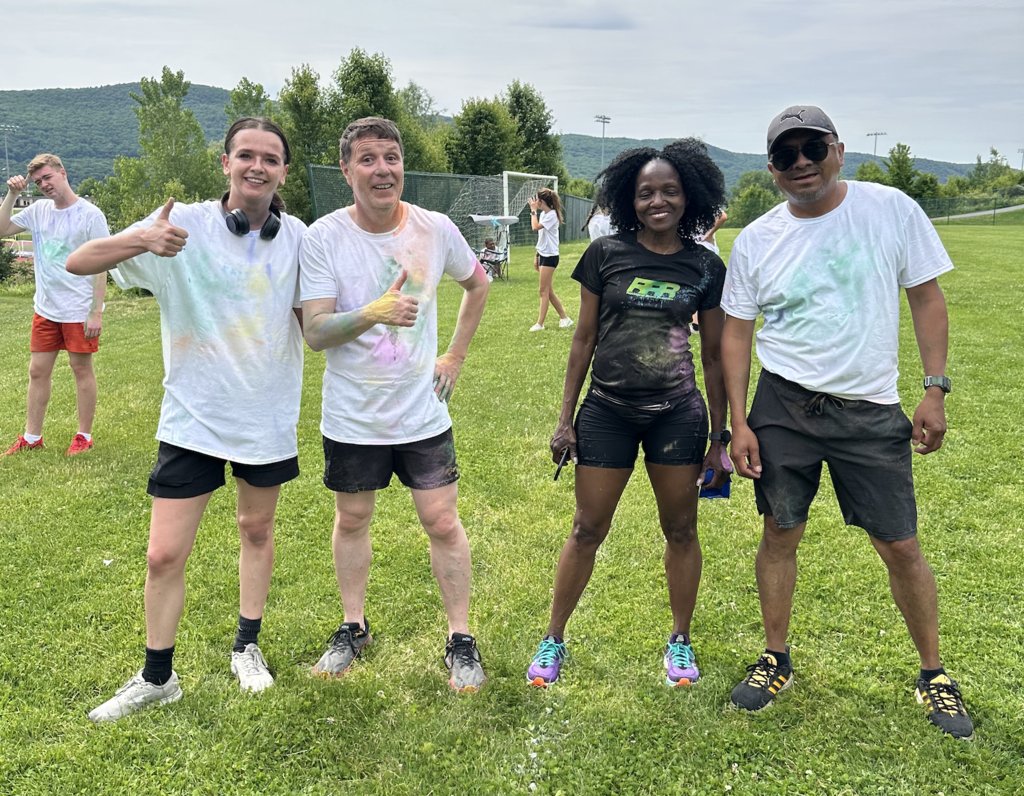 The first ever Color Run was a huge success! M-W families and community members gathered for a fun-filled run through the MWHS campus. Shout out to MWHS Student Government and the administrative team for bringing this fun-filled event to life!👟😎🎉