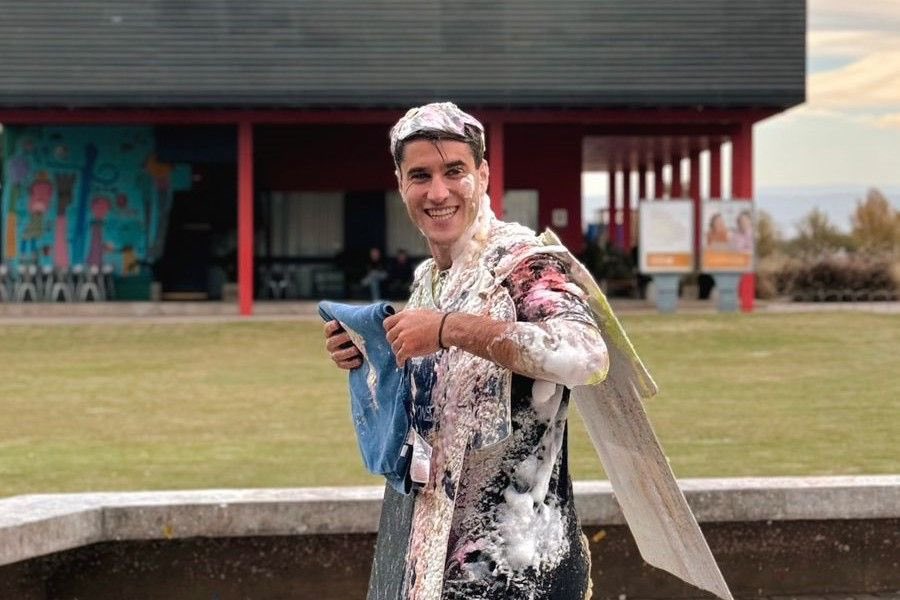 VAMOS LICENCIADO VIEJO NOMAS, EL LICENCIADO DEL PUEBLO, EL PROFESIONAL DEL GOL, EL LABURANTE , VAMOS LA GLORIA LA CONCHA DE SU MADRE