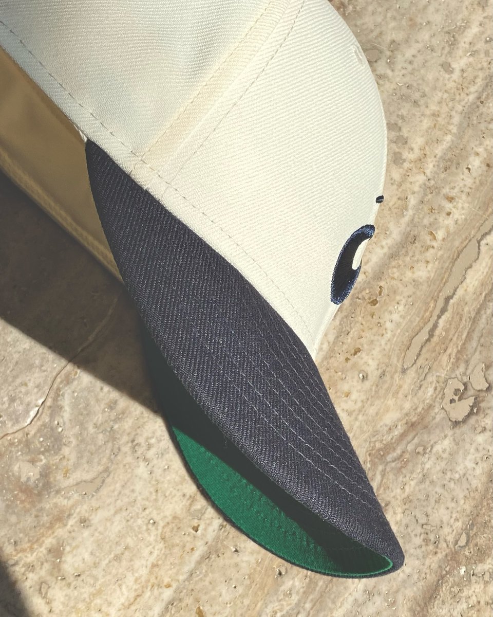 ModernNotoriety's tweet photo. ASICS x New Era (2024) https://t.co/K7CbhRhLkB