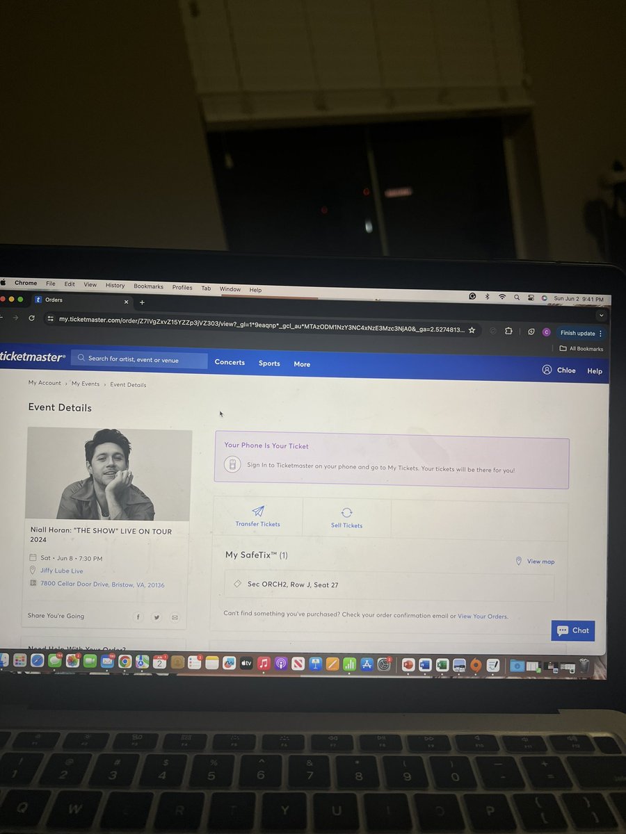 chloe_thomas31's tweet photo. Got on twitter (X?) again to say I’m selling a Niall Horan ticket for Jiffy Lube in VA on June 8th. It’s 9 rows from the stage in the center section and I bought it for $350. I got closer seats! Price is a bit negotiable but wanted to put it here before posting on resale sites. https://t.co/5rzLIWTEtd