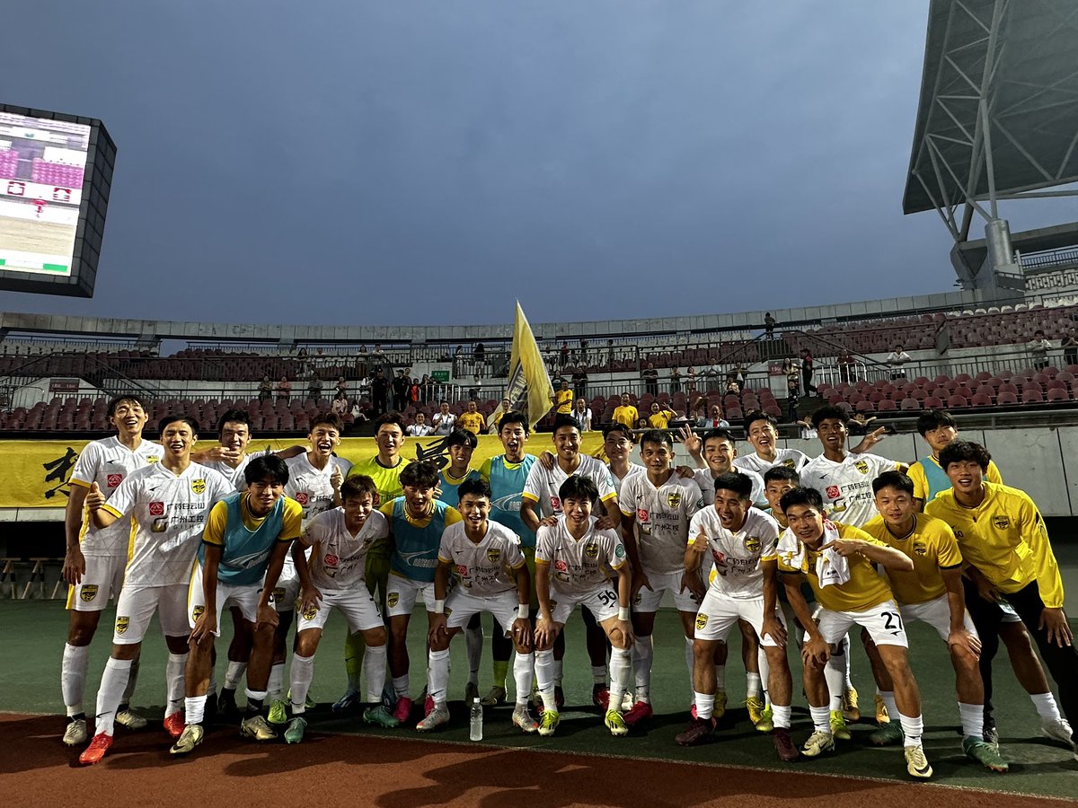 TatsuryuX's tweet photo. 開幕10連勝🔥
目指せ昇格🏃‍♂️ https://t.co/rY3dueH2ZE