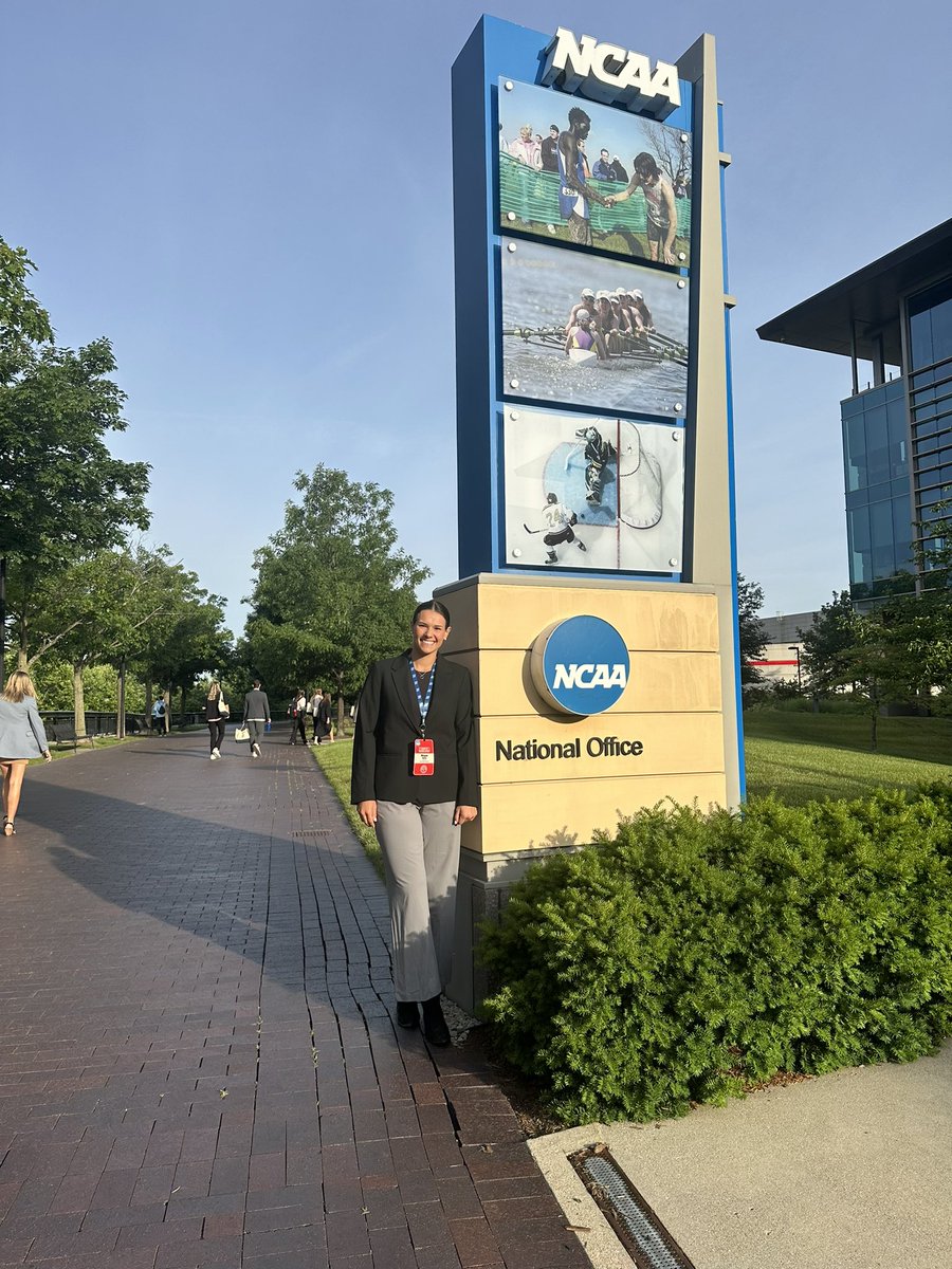 Recent graduate <a href="/megan_welsh5/">Megan Welsh</a> represented <a href="/WMUBroncos/">Western Michigan Broncos 🐎</a> &amp; <a href="/WMU_SAAC/">Western Michigan SAAC</a> this week at the <a href="/NCAA/">NCAA</a> Career in Sports Forum!

#BroncosReign