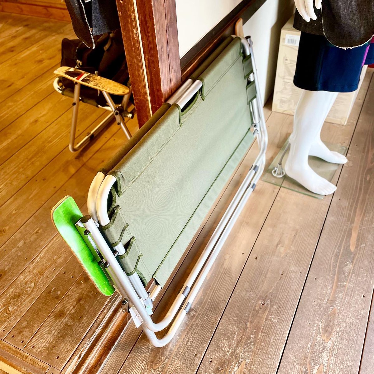 【USED】 ドベルグ×アウトプットライフ フォールディングソファー特別カラー USED】 ドベルグ×アウトプットライフ フォールディングソファー