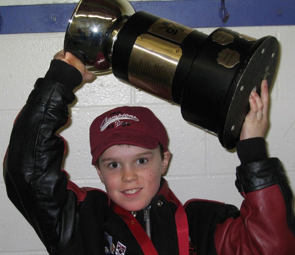 Courtney Theriault tweet media