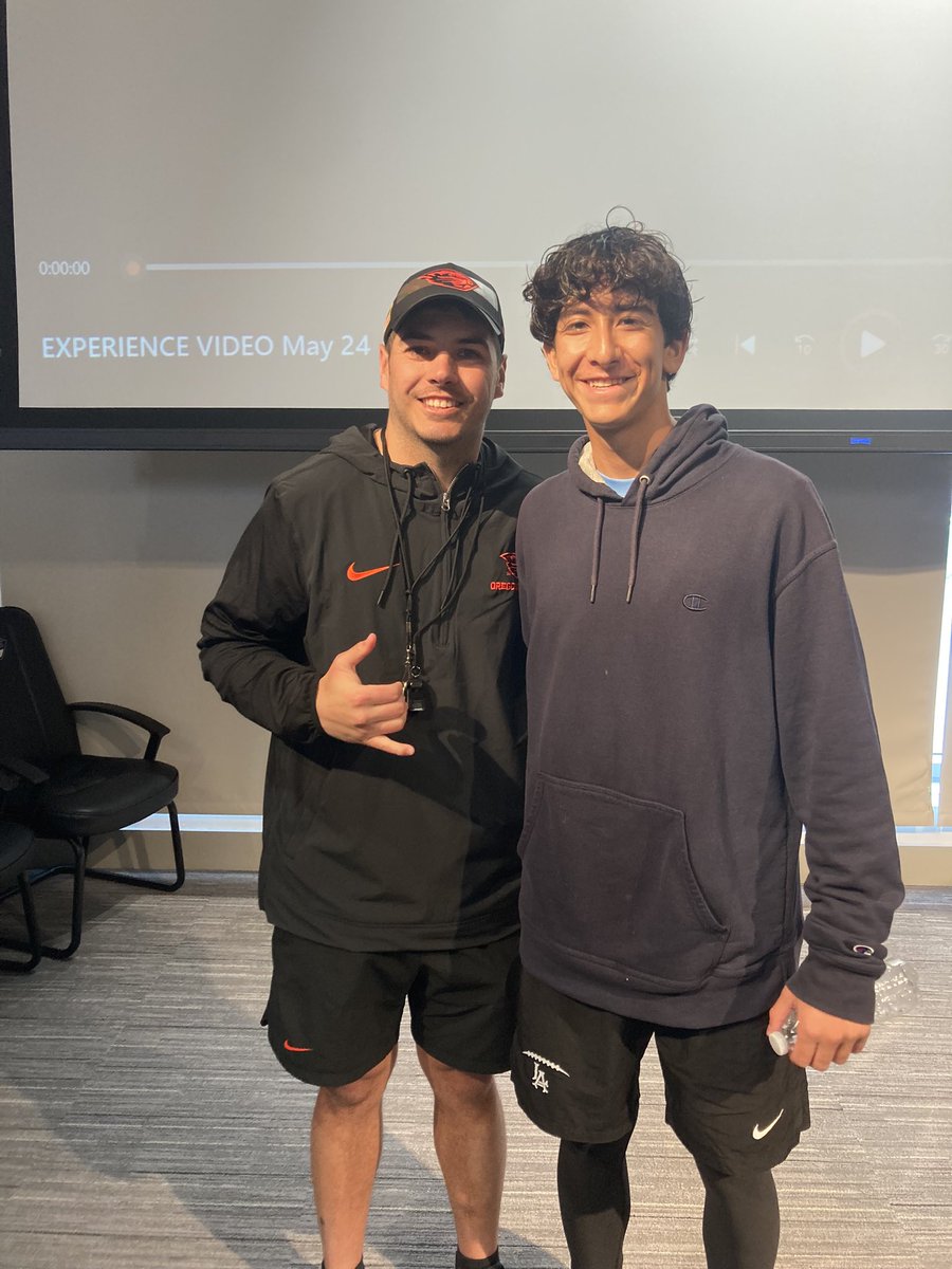 benjigamarnik's tweet photo. I had a great time competing in the rain today at the Oregon State specialist camp. Was tied for third in the field goal competition and had a super consistent day. Thanks @CoachYams for inviting me out and showing me the awesome facilities after! 
@CSKRECRUITING @Chris_Sailer @LosAlFootball
